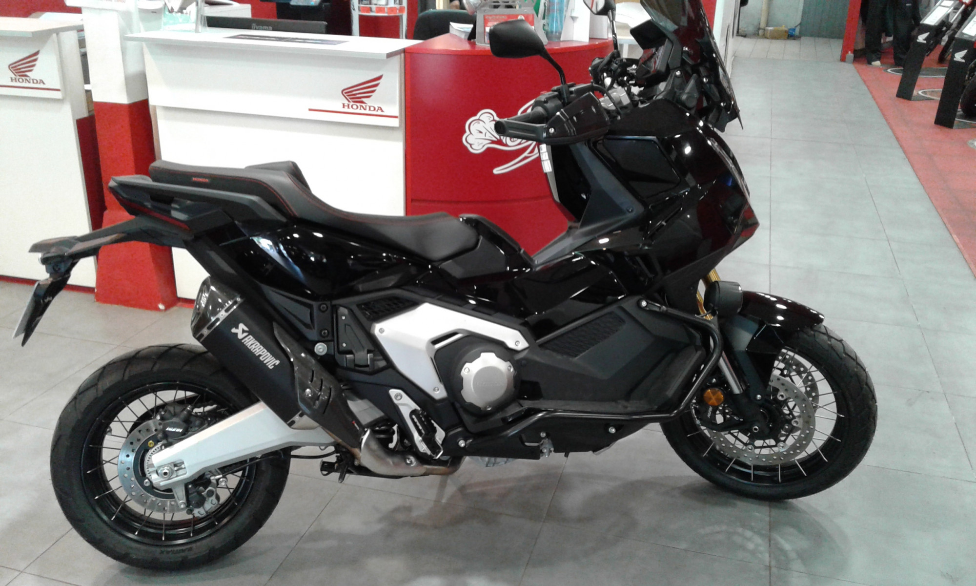 HONDA X-ADV