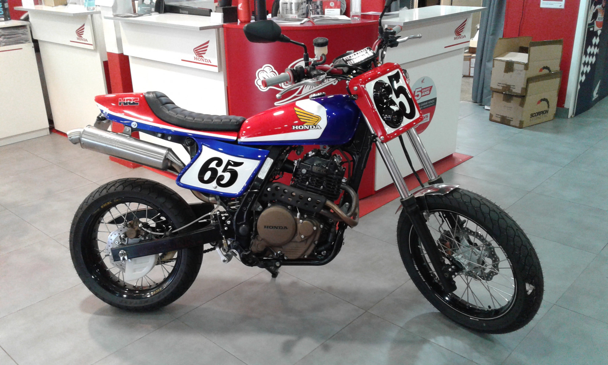 HONDA NX 650 DOMINATOR 