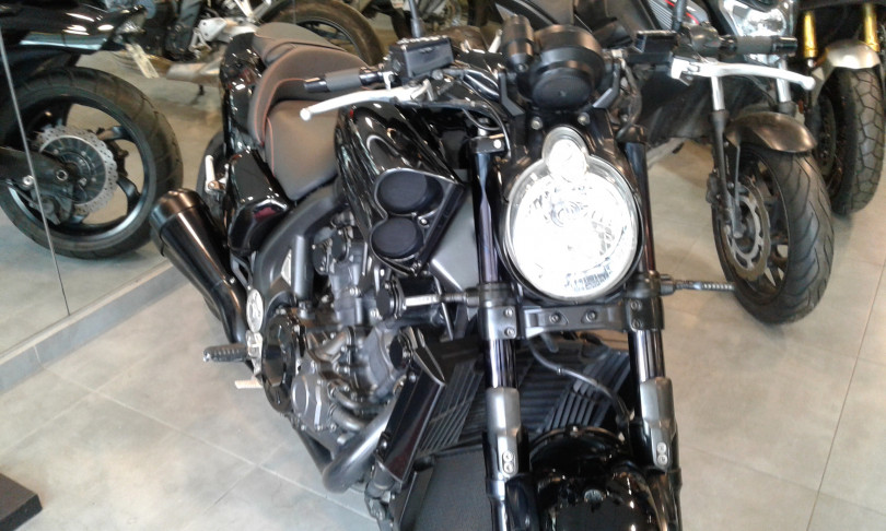 v max 1700 - CHAMPIGNY-SUR-MARNE