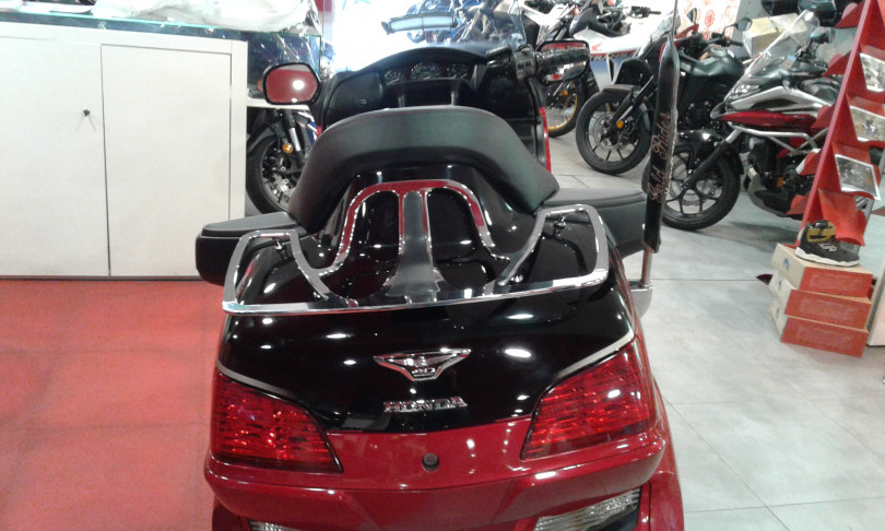 gl 1800 goldwing - CHAMPIGNY-SUR-MARNE