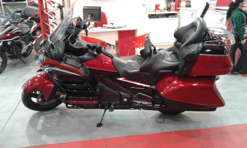 gl 1800 goldwing - CHAMPIGNY-SUR-MARNE