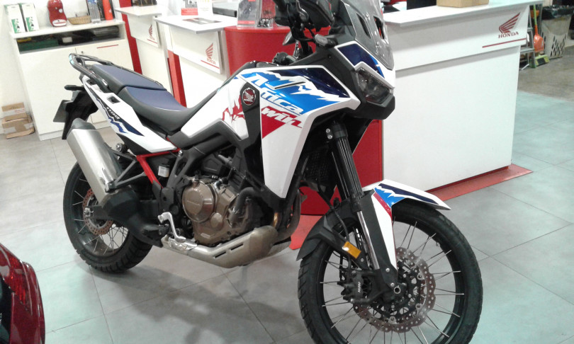 crf 1100 africa twin - CHAMPIGNY-SUR-MARNE