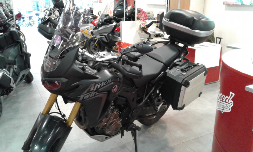 crf 1000 africa twin dct - CHAMPIGNY-SUR-MARNE