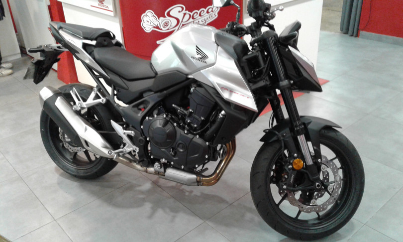 cb 750 hornet - CHAMPIGNY-SUR-MARNE