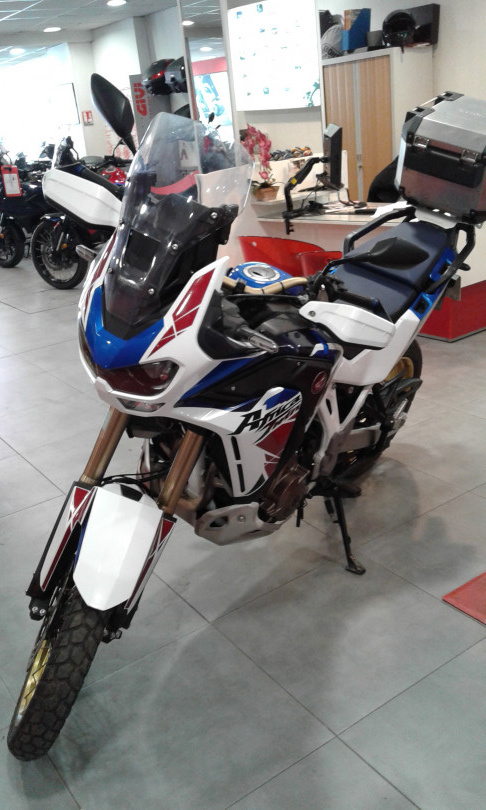 crf 1100  africa twin dct - CHAMPIGNY-SUR-MARNE